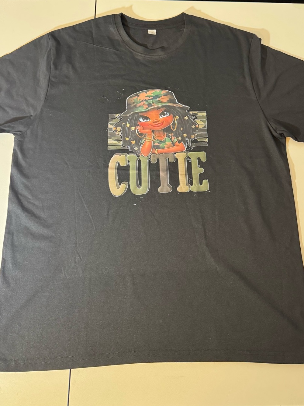 Cutie Graphic Tee - Black